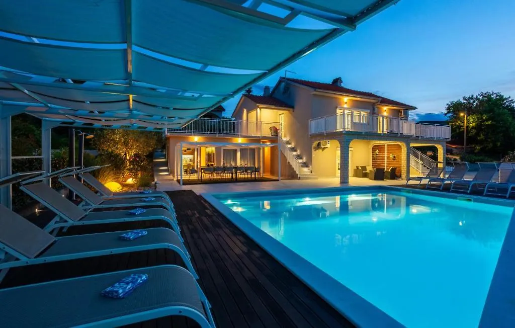 Vila Oleander - Malinska By Villas Guide Dobrinj